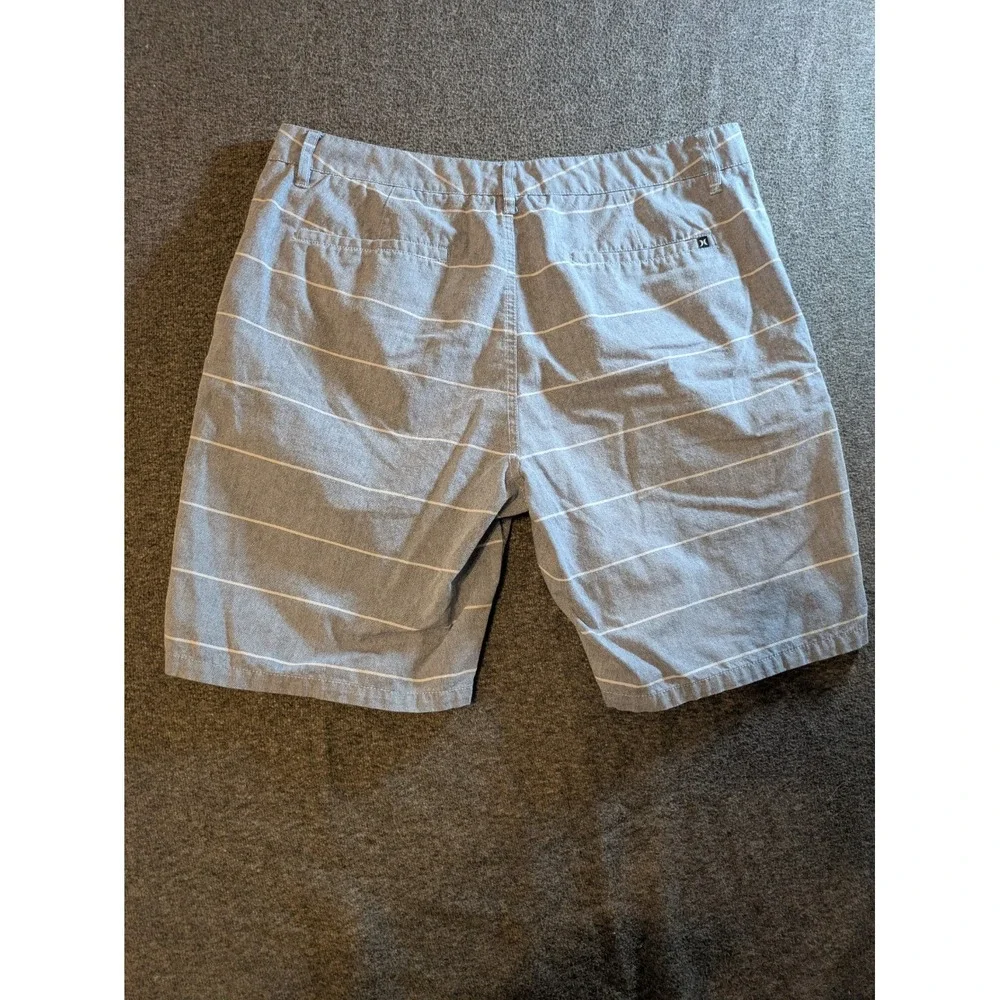 Hurley Shorts Mens Golf Chino Size 36 Blue Striped Flat Front F9692-00